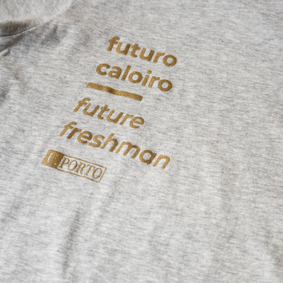 T-shirt Criança “Futuro Caloiro” | U.Porto